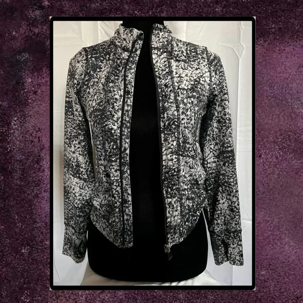 Danskin Now Zip-Up Jacket 7/8 - Picture 2 of 6